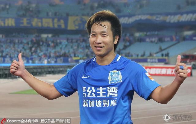 两小无猜的姐妹